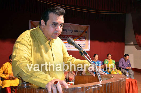 ಪ್ರಜಾಪ್ರಭುತ್ವಕ್ಕೆ ಬುನಾದಿ ಹಾಕಿದವರೇ ಬಸವಣ್ಣ: ಸಚಿವ ಪ್ರಮೋದ್